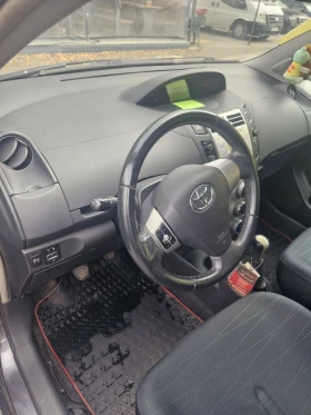 Toyota Yaris, снимка 9
