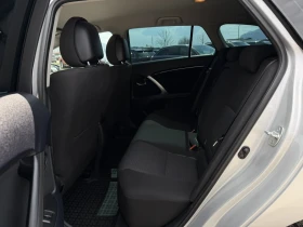 Toyota Avensis 2.0 D4D , снимка 13