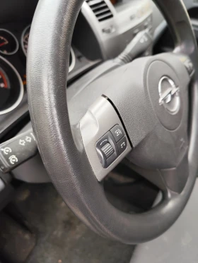 Opel Zafira 1.6i ТОП СЪСТОЯНИЕ. - 1999 € / 3909.70 лв. - 19679491 11
