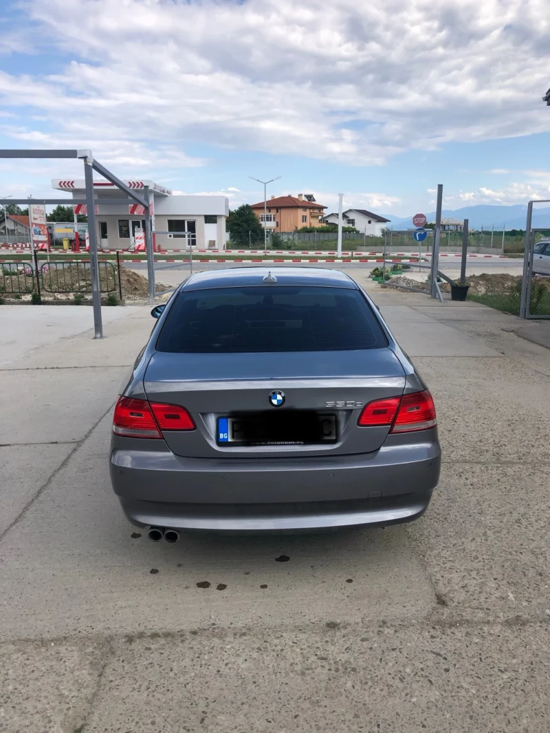 BMW 330, снимка 2 - Автомобили и джипове - 47089450