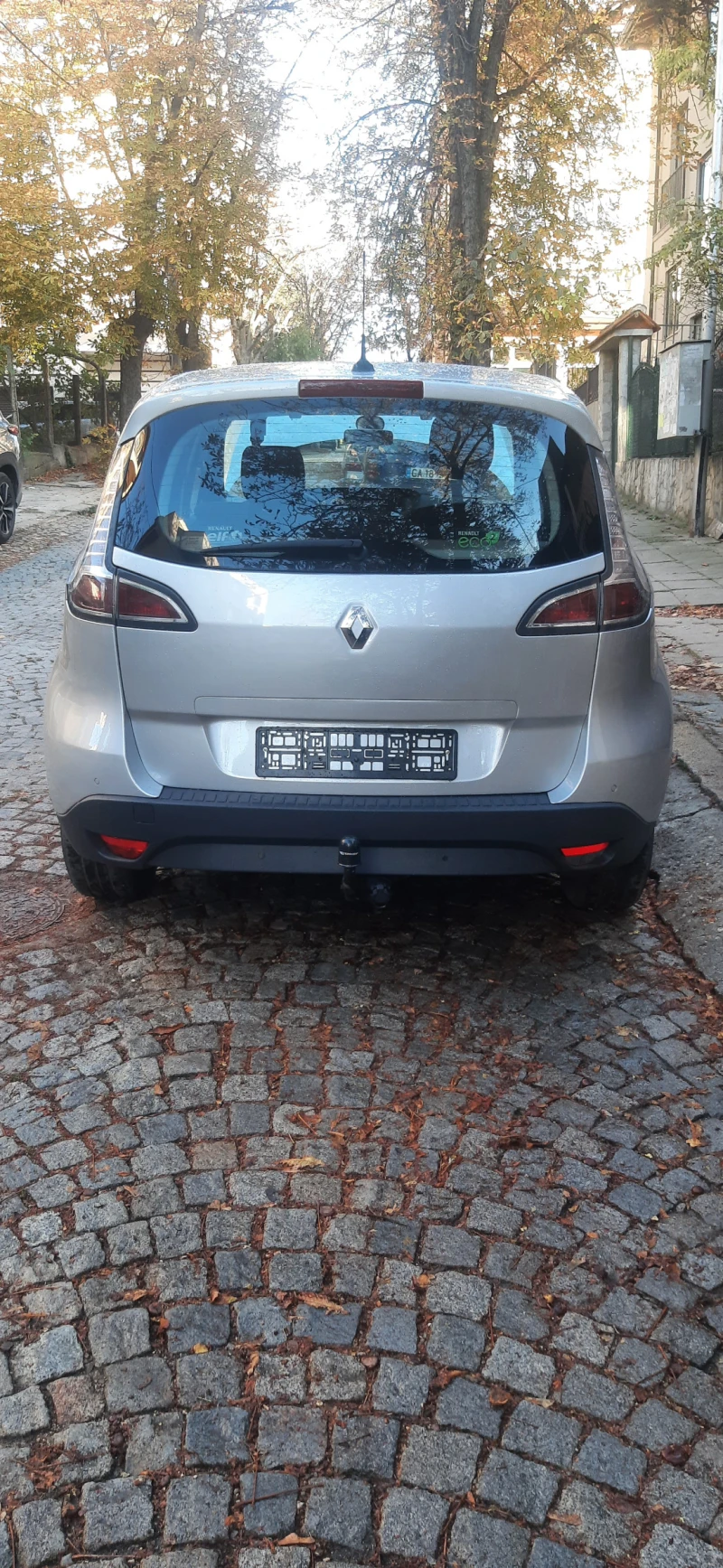 Renault Scenic 3, снимка 4 - Автомобили и джипове - 47855753