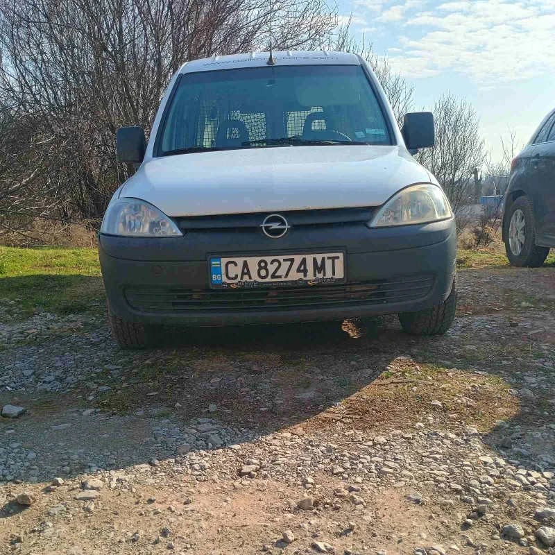 Opel Combo, снимка 1 - Автомобили и джипове - 48141578