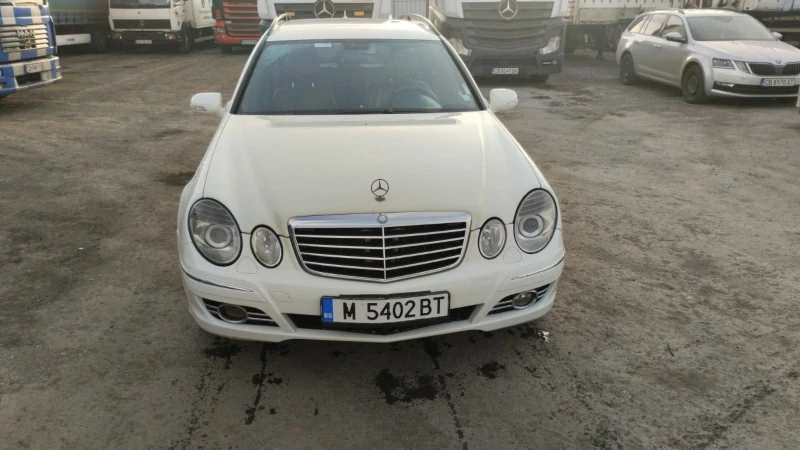 Mercedes-Benz E 280 Avandgarde 4Matic, снимка 1 - Автомобили и джипове - 49135398