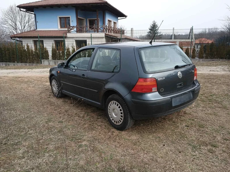 VW Golf, снимка 5 - Автомобили и джипове - 49137353