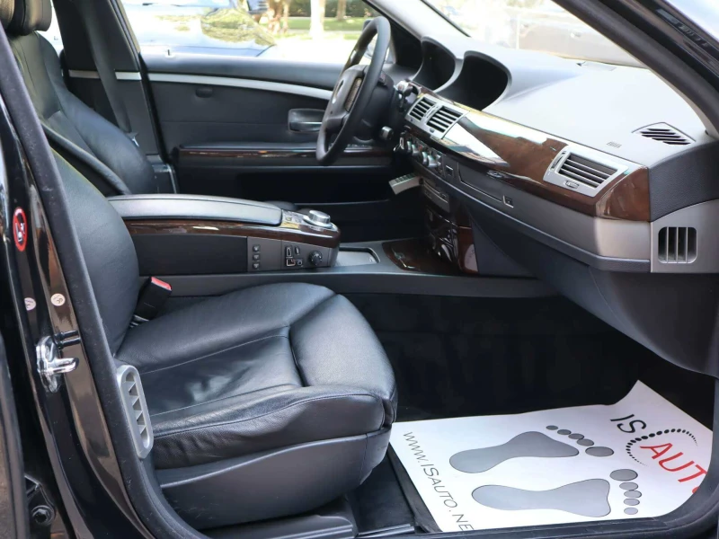 BMW 730 d/Adaptive Drive/Soft Close/PDC/, снимка 13 - Автомобили и джипове - 51499593