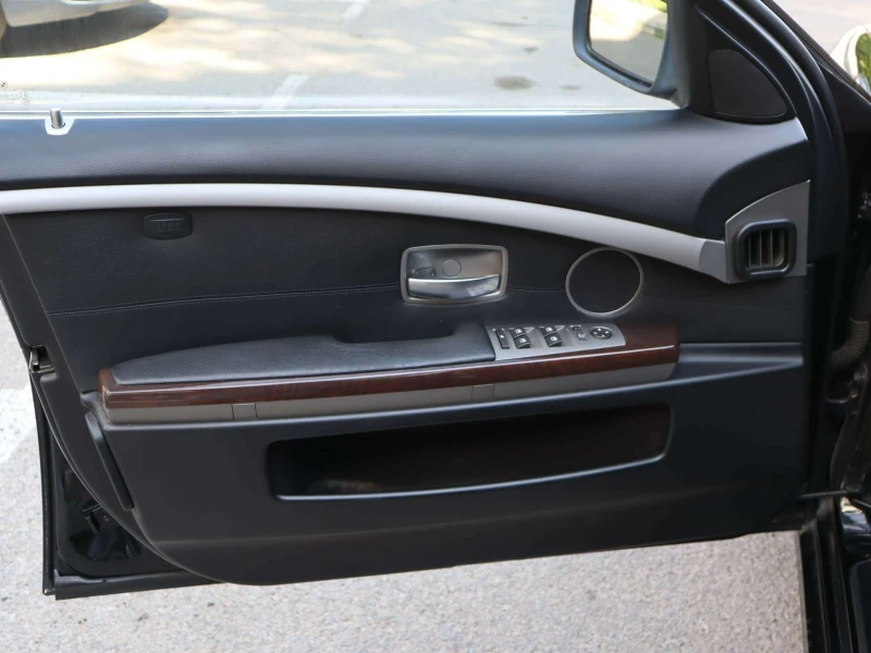 BMW 730 d/Adaptive Drive/Soft Close/PDC/, снимка 8 - Автомобили и джипове - 51499593