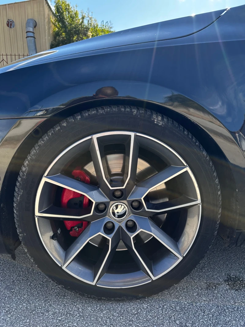 Skoda Octavia VRS !! DIGITAL COCPIT !! 2.0tdi, снимка 6 - Автомобили и джипове - 52789612