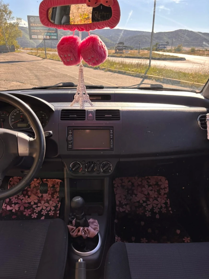 Suzuki Swift, снимка 6 - Автомобили и джипове - 52427466