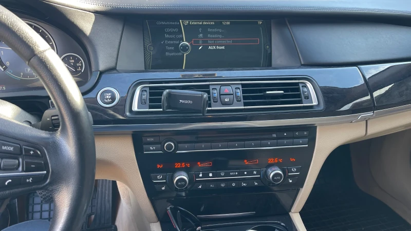 BMW 750, снимка 9 - Автомобили и джипове - 52957623