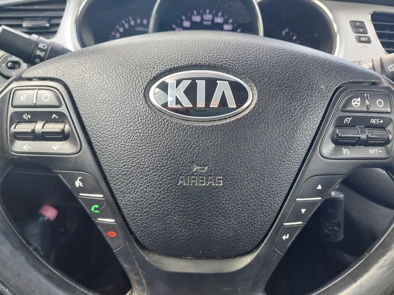 Kia Ceed 1.4 MPI 101 к.с., снимка 7 - Автомобили и джипове - 53535708