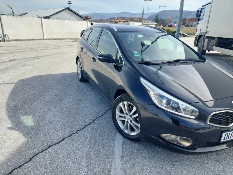 Kia Ceed 1.4 MPI 101 к.с., снимка 2 - Автомобили и джипове - 53535708