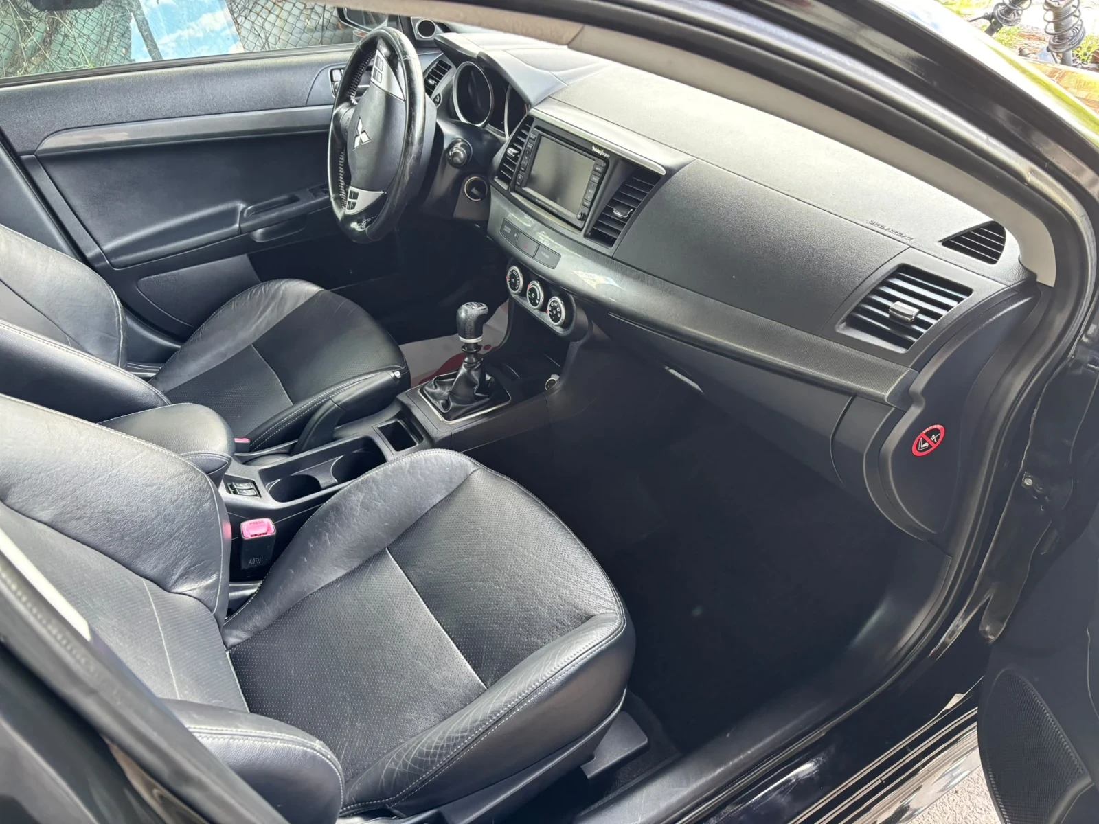 Mitsubishi Lancer Кожа Навигация, снимка 11 - Автомобили и джипове - 38830210