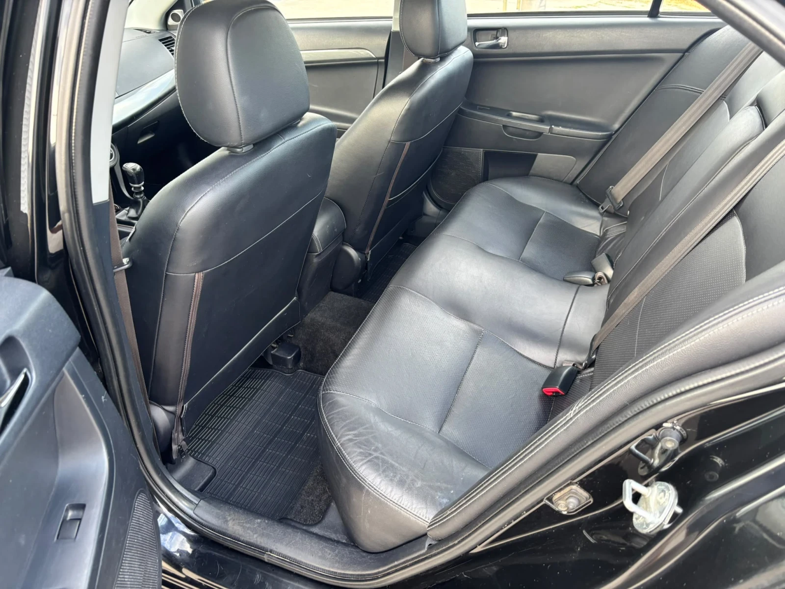Mitsubishi Lancer INSTYLE, снимка 11 - Автомобили и джипове - 38830210