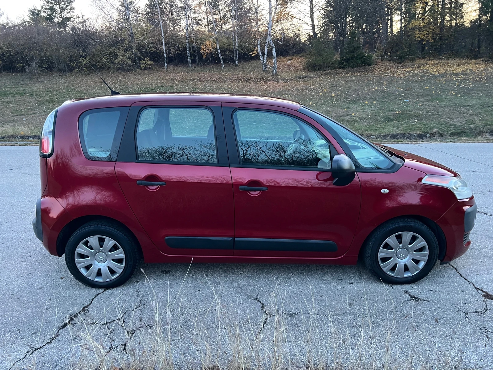 Citroen C3 Picasso 1.4 VTi/95p.s. - изображение 8