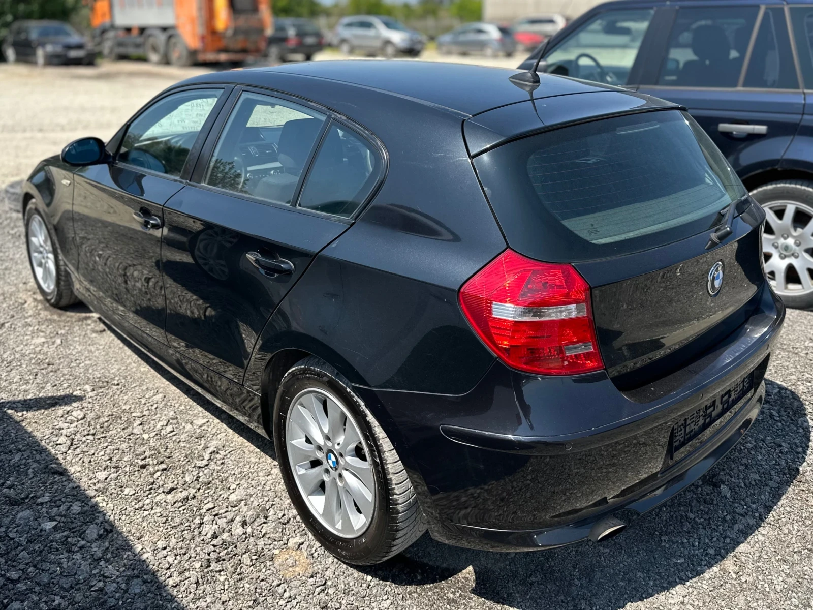 BMW 118 2.0D EURO 5A / FACELIFT / НАВИ / ПОДГРЕВ  - изображение 4
