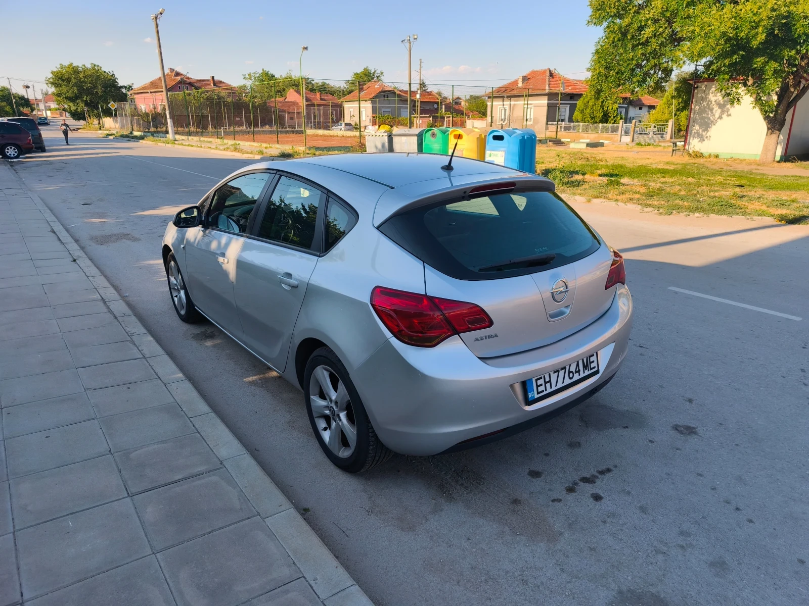 Opel Astra 1.6i - изображение 7