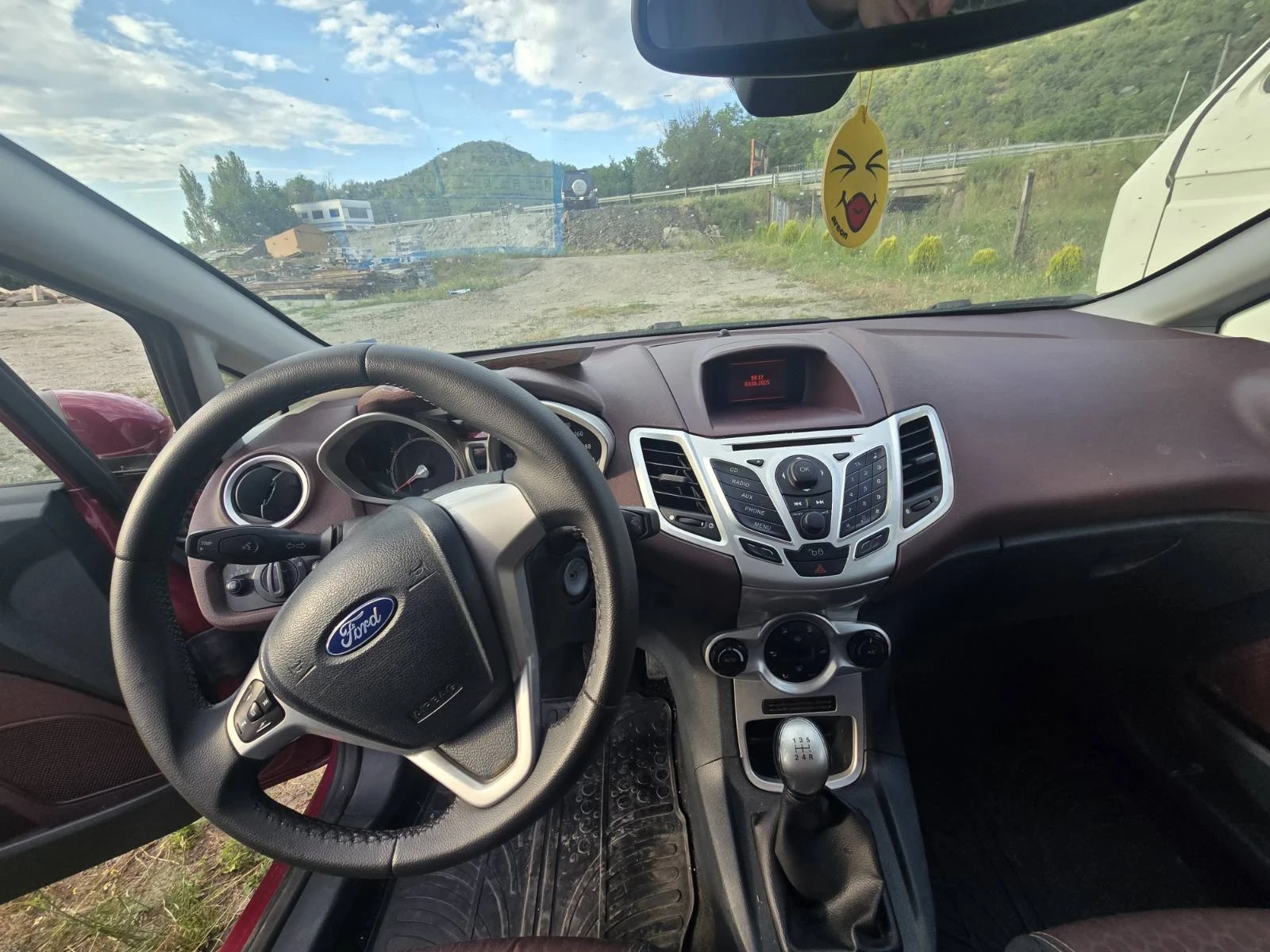 Ford Fiesta  - изображение 10