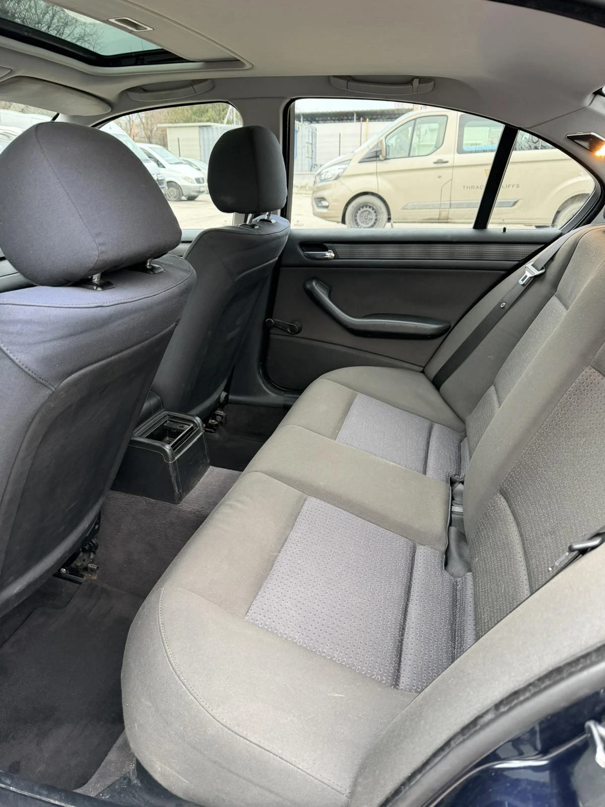 BMW 318 1.9 - изображение 7