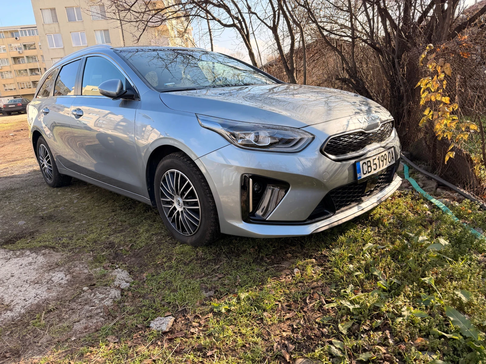 Kia Ceed Plug-in Hybrid | Mobile.bg � ����������� 1