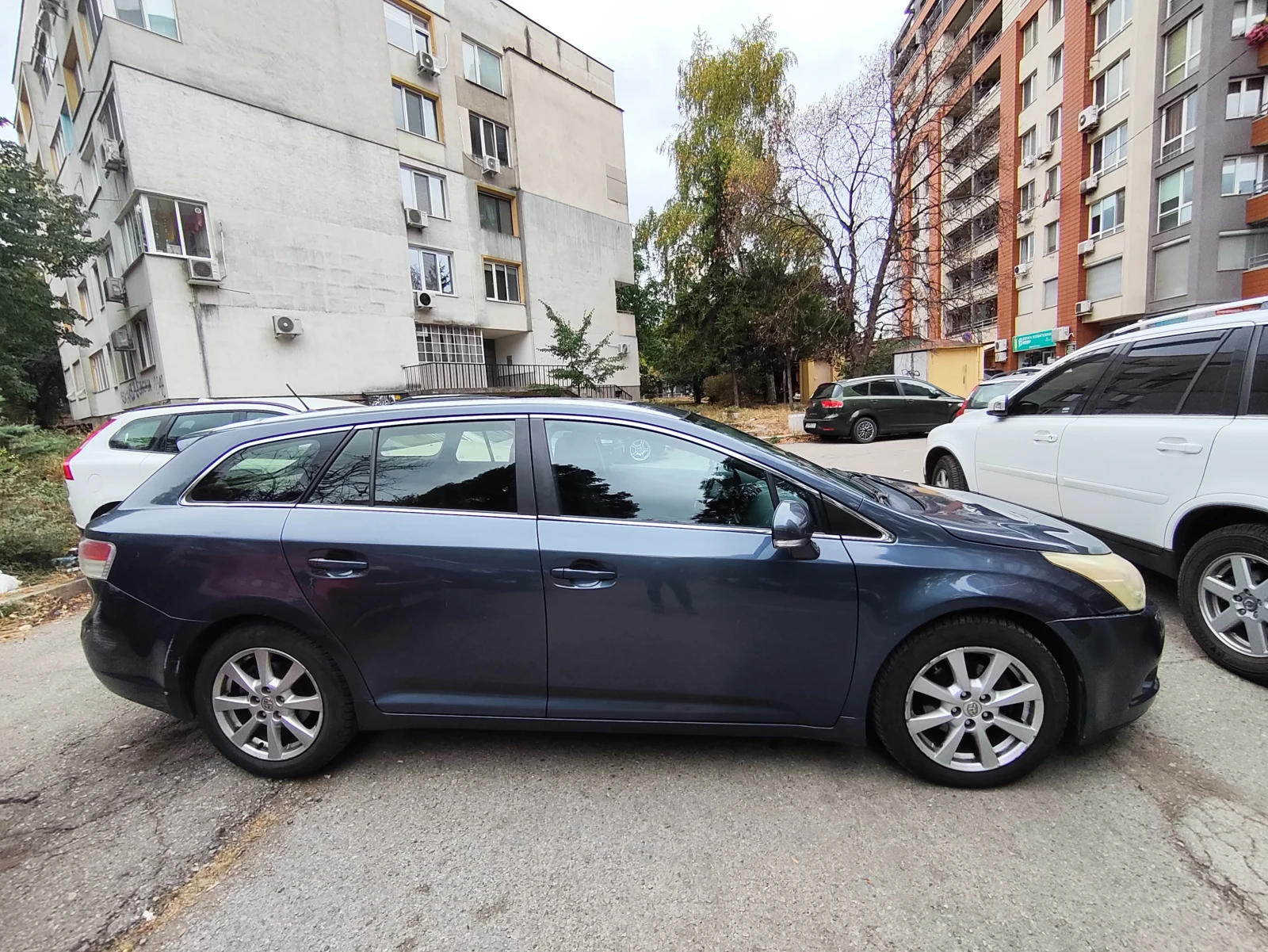 Toyota Avensis, снимка 5 - Автомобили и джипове - 53737405