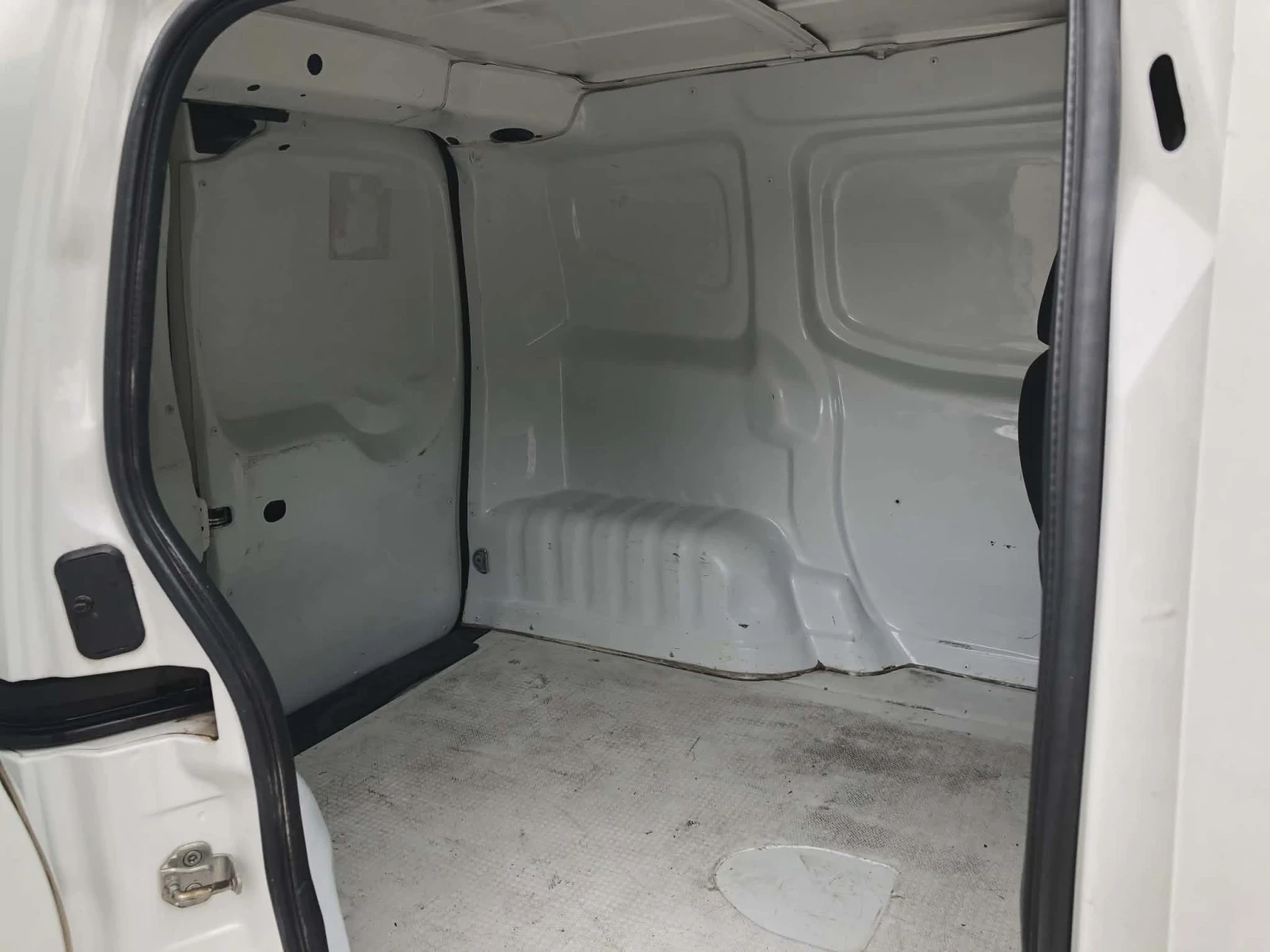 Citroen Nemo 1.4 diesel klima ПЕРФЕКТЕН, снимка 7 - Автомобили и джипове - 54001236