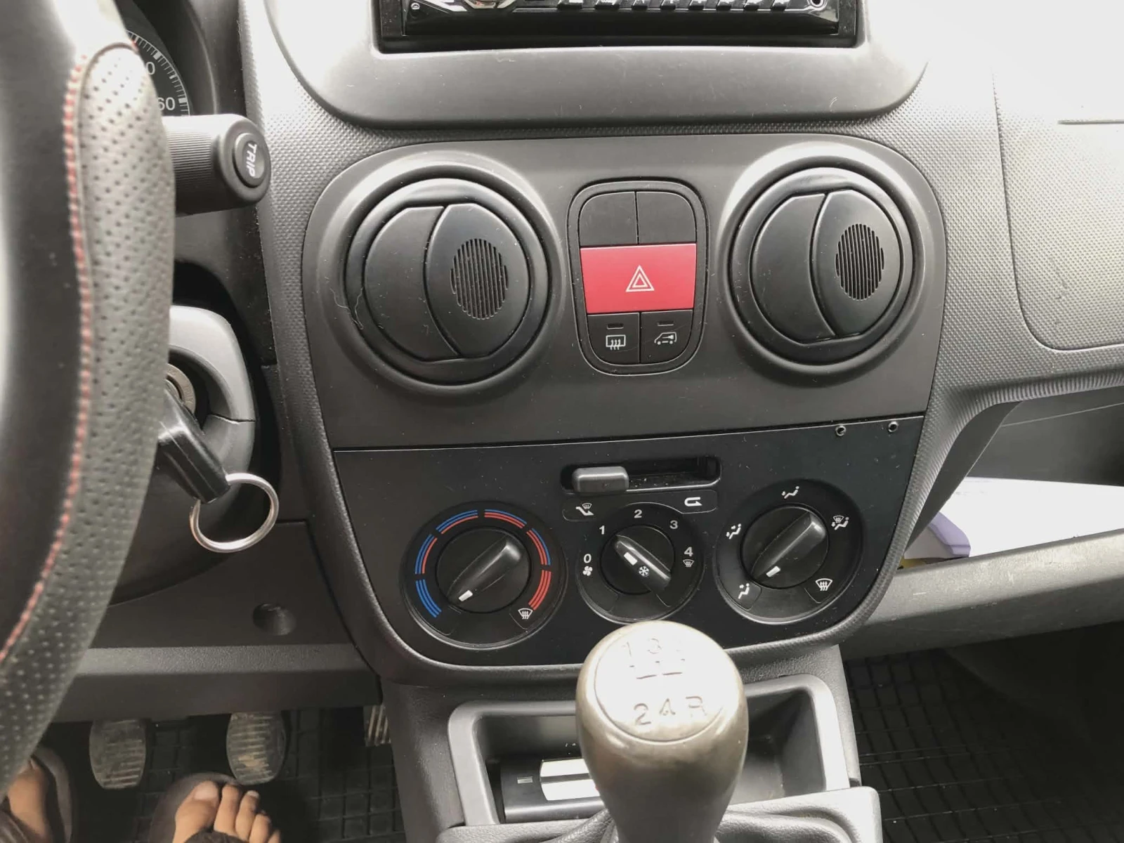 Citroen Nemo 1.4 diesel klima ПЕРФЕКТЕН, снимка 5 - Автомобили и джипове - 54001236