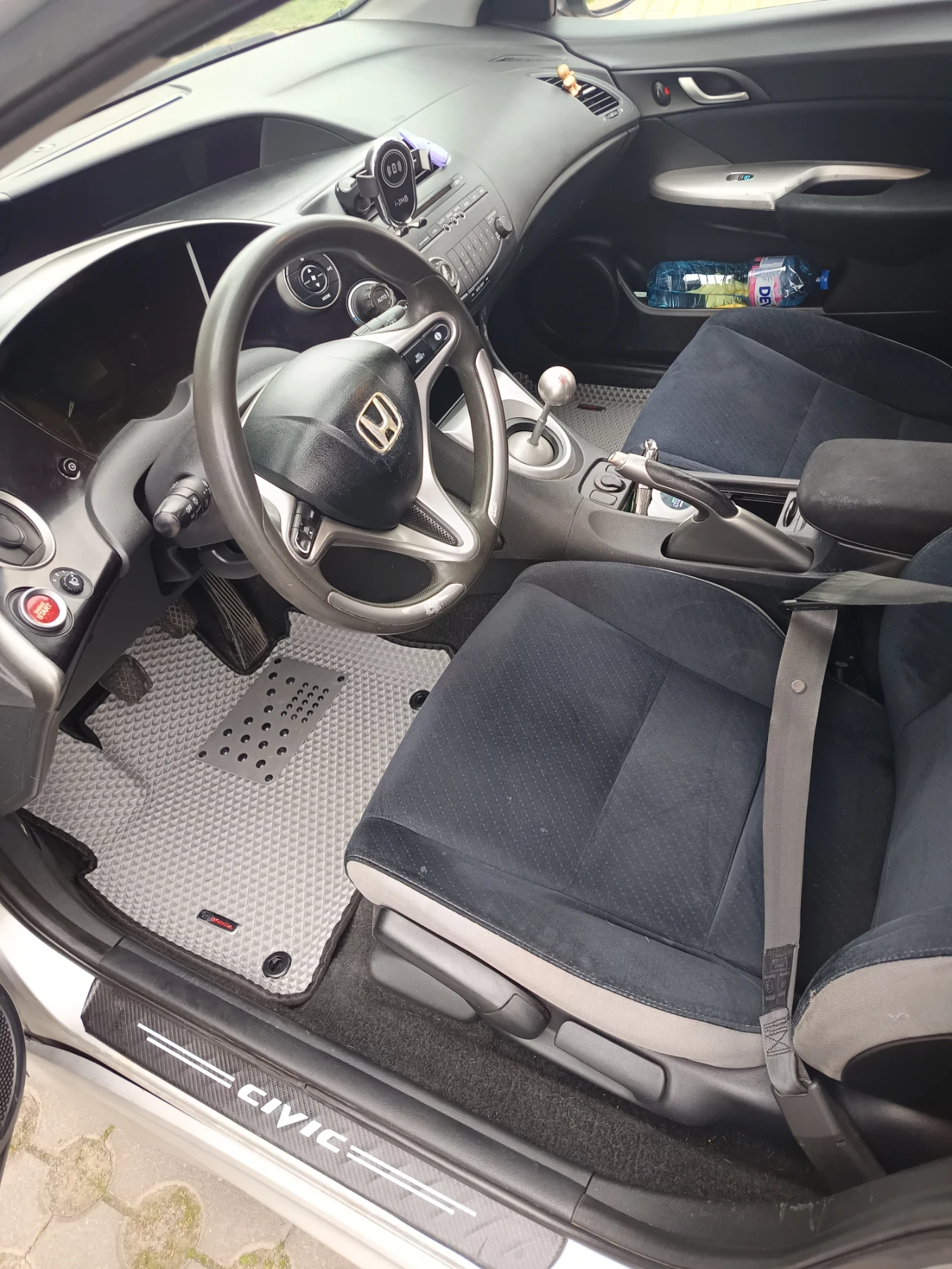 Honda Civic, снимка 3 - Автомобили и джипове - 54229938