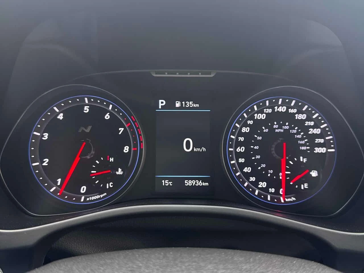 Hyundai Veloster  | DCT | N | CARFAX | ПОДГРЕВ | + ДЖАНТИ | , снимка 8 - Автомобили и джипове - 54641087