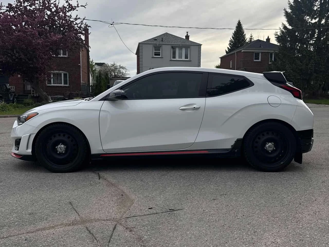 Hyundai Veloster  | DCT | N | CARFAX | ПОДГРЕВ | + ДЖАНТИ | , снимка 2 - Автомобили и джипове - 54641087