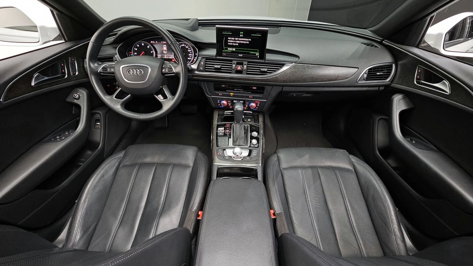 Audi A6 40 TFSI Premium | HUD | Кожа | Обдухване | Камера, снимка 6 - Автомобили и джипове - 54672271