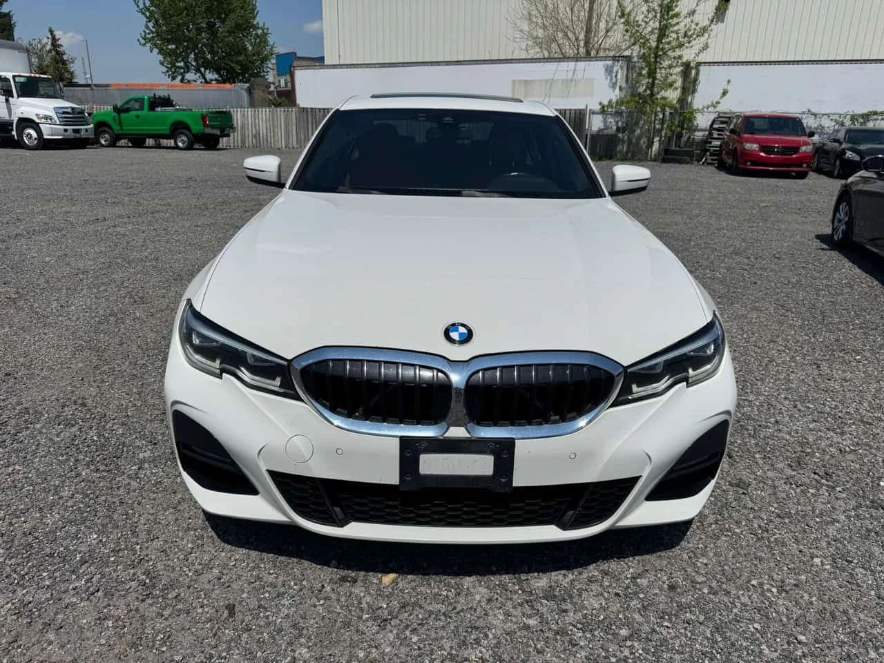 BMW 330 * XDRIVE * АВТОКРЕДИТ БЕЗ ПЪРВОНАЧАЛНА, снимка 2 - Автомобили и джипове - 54679434