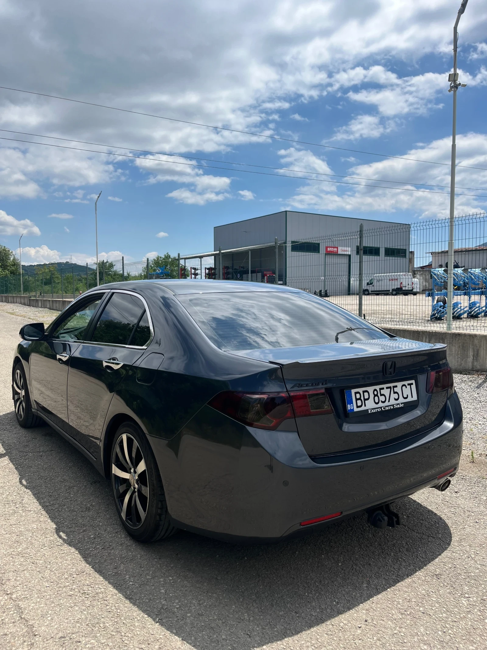 Honda Accord 2.0 I-vtec, снимка 5 - Автомобили и джипове - 55156078