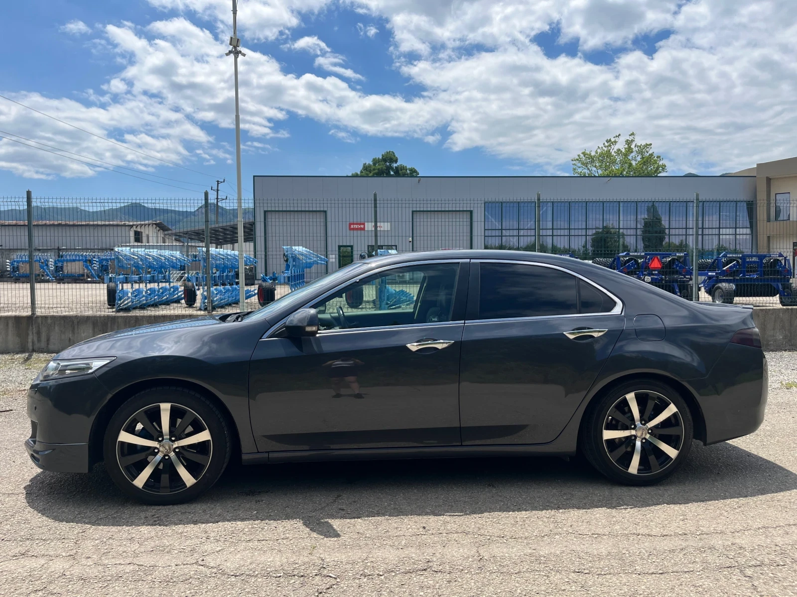 Honda Accord 2.0 I-vtec, снимка 6 - Автомобили и джипове - 55156078