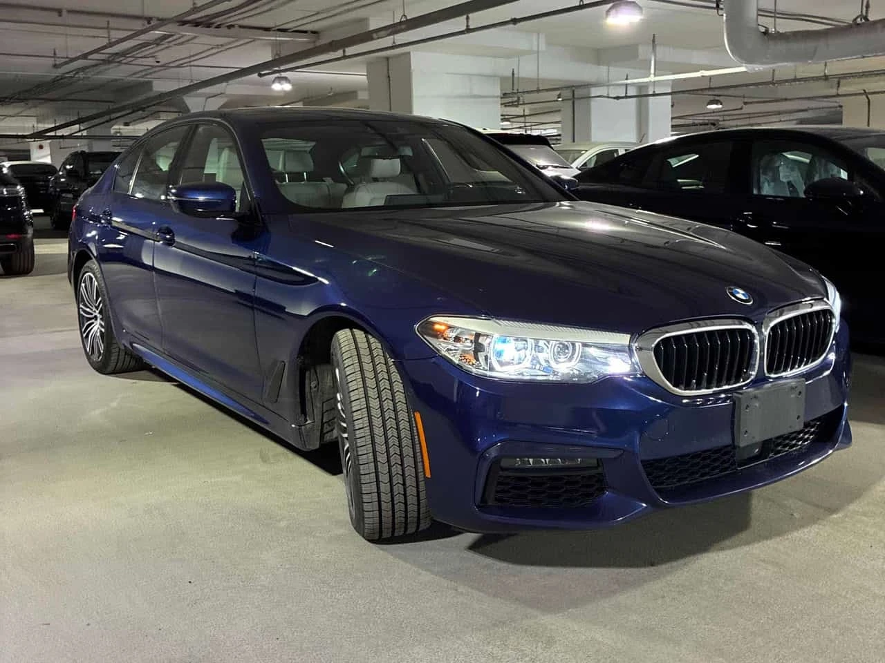 BMW 530 * 530i xDrive * АВТОКРЕДИТ БЕЗ ПЪРВОНАЧАЛНА ВНОСКА, снимка 3 - Автомобили и джипове - 55774690
