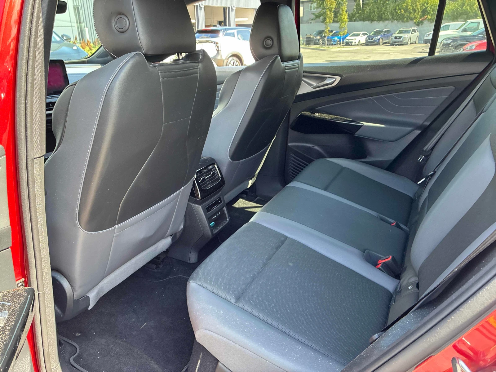 VW ID.4 Pro / 360 / CARFAX / АВТОКРЕДИТ , снимка 12 - Автомобили и джипове - 55948329