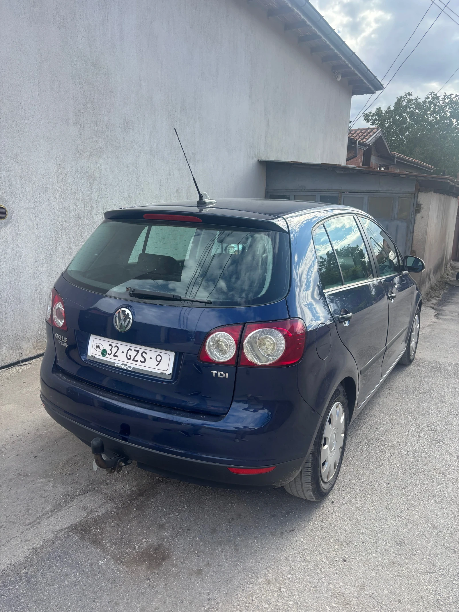 VW Golf Plus, снимка 7 - Автомобили и джипове - 56182294