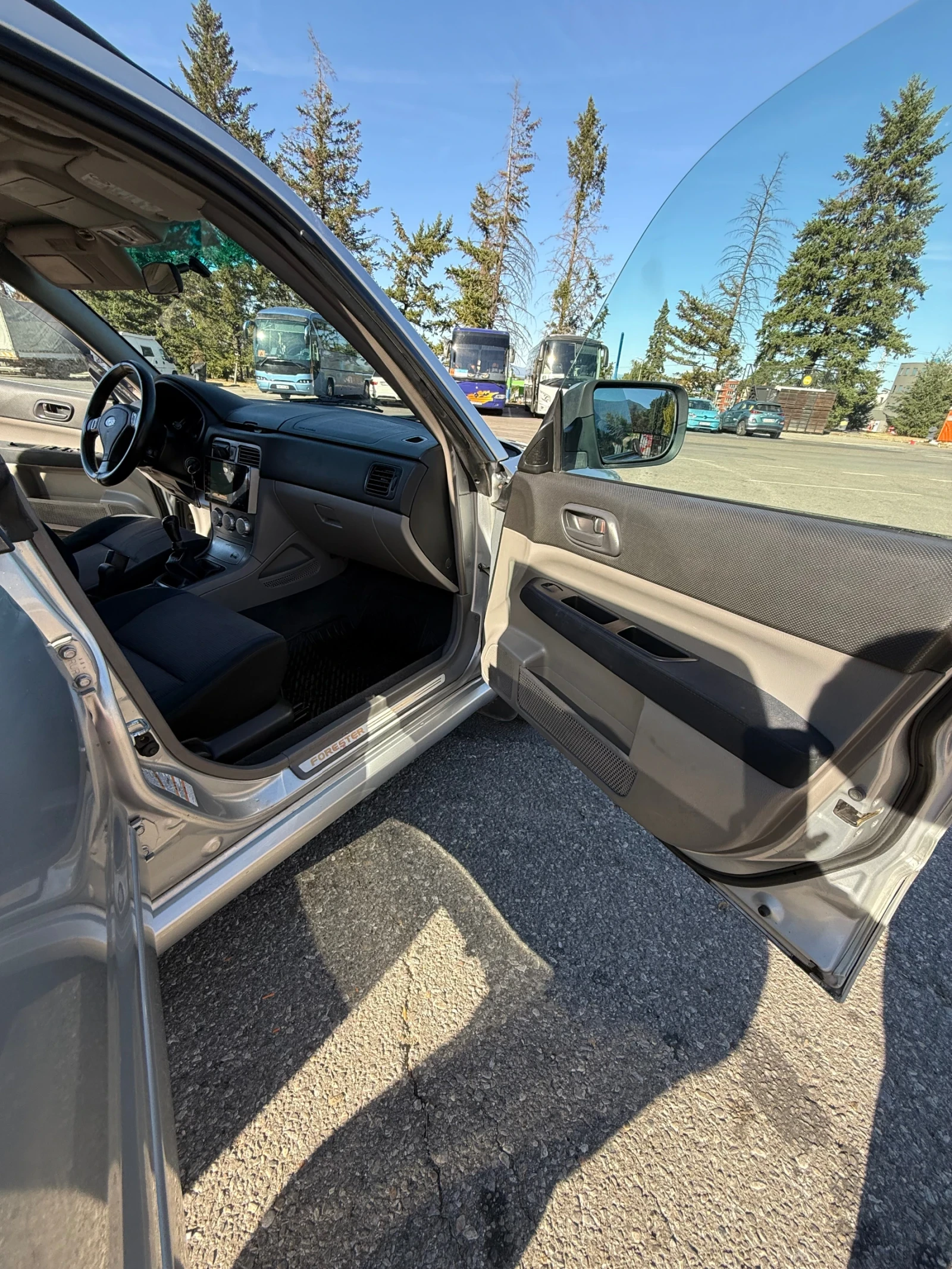 Subaru Forester 2.0i, снимка 15 - Автомобили и джипове - 56338382