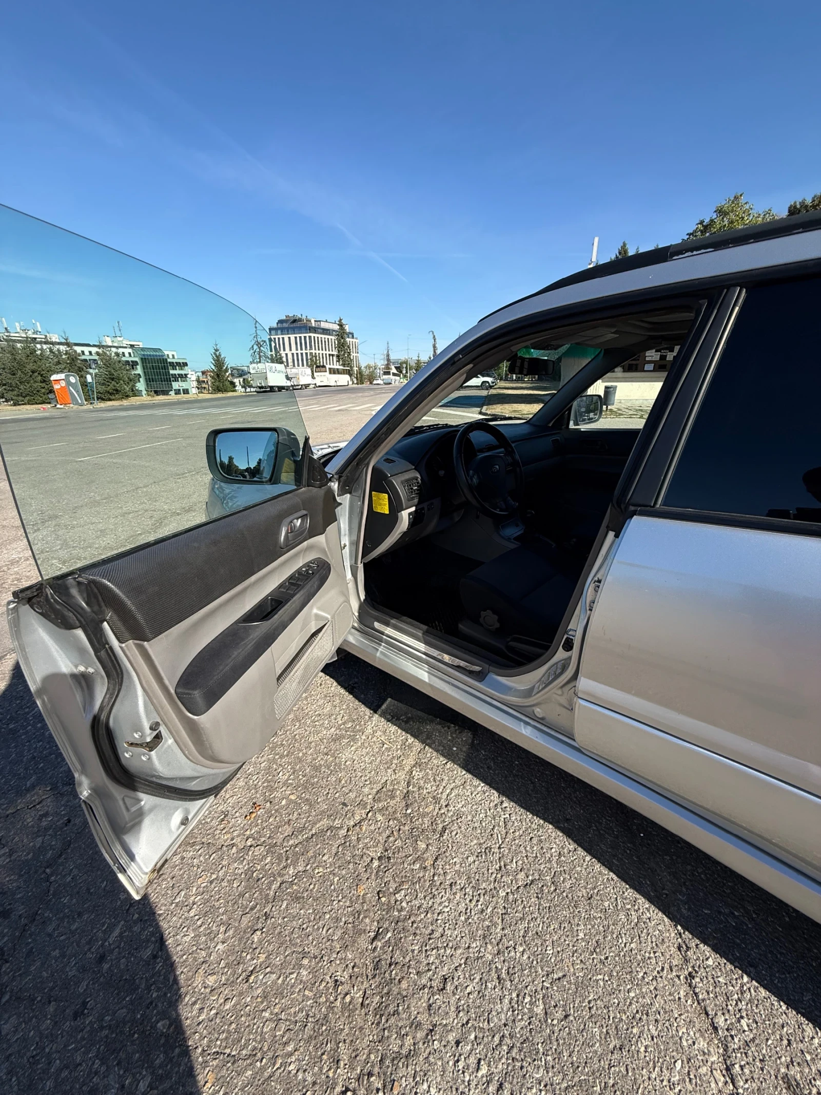 Subaru Forester 2.0i, снимка 10 - Автомобили и джипове - 56338382