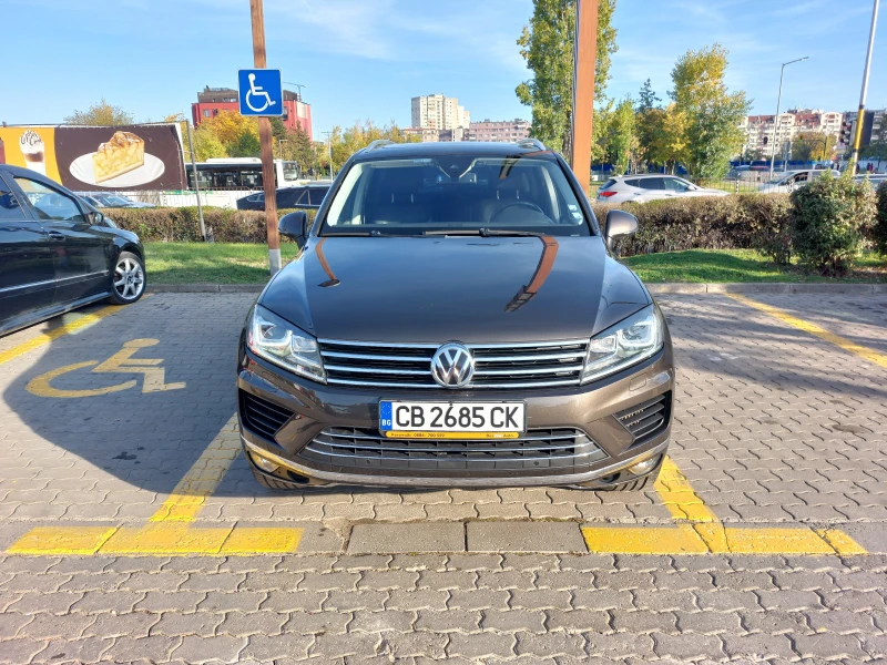 VW Touareg, снимка 2 - Автомобили и джипове - 47777722