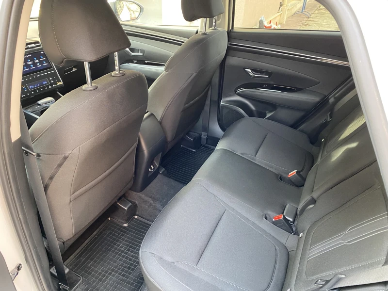 Hyundai Tucson 1.6 T-GDI /MHEV /4x4 /Smart /DCT/ В ГАРАНЦИЯ!, снимка 12 - Автомобили и джипове - 52541304