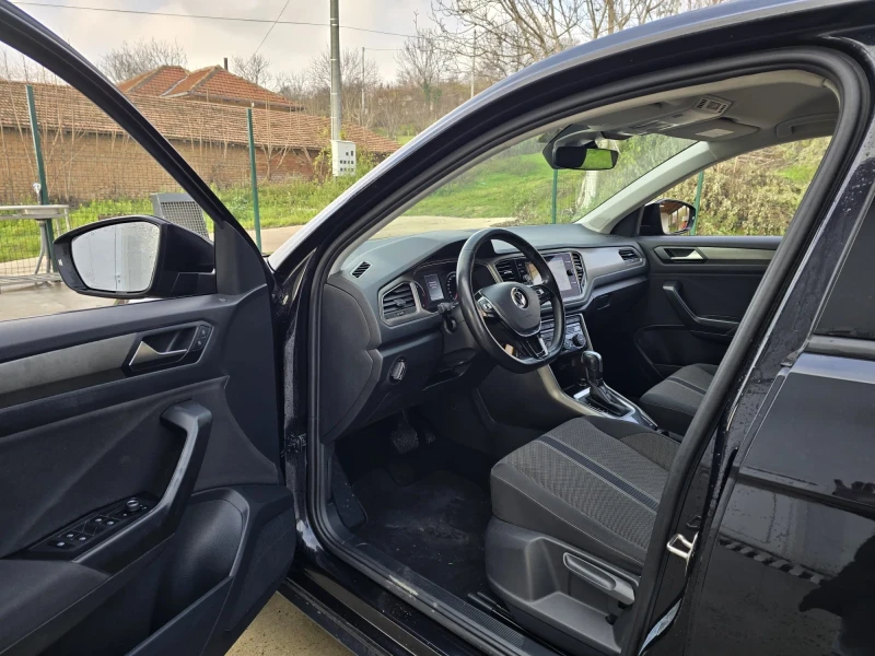 VW T-Roc 2.0TDI - 150к.с. - 138 000КМ!, снимка 9 - Автомобили и джипове - 52664260