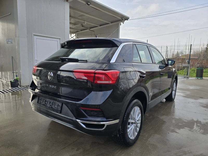 VW T-Roc 2.0TDI - 150к.с. - 138 000КМ!, снимка 4 - Автомобили и джипове - 52664260