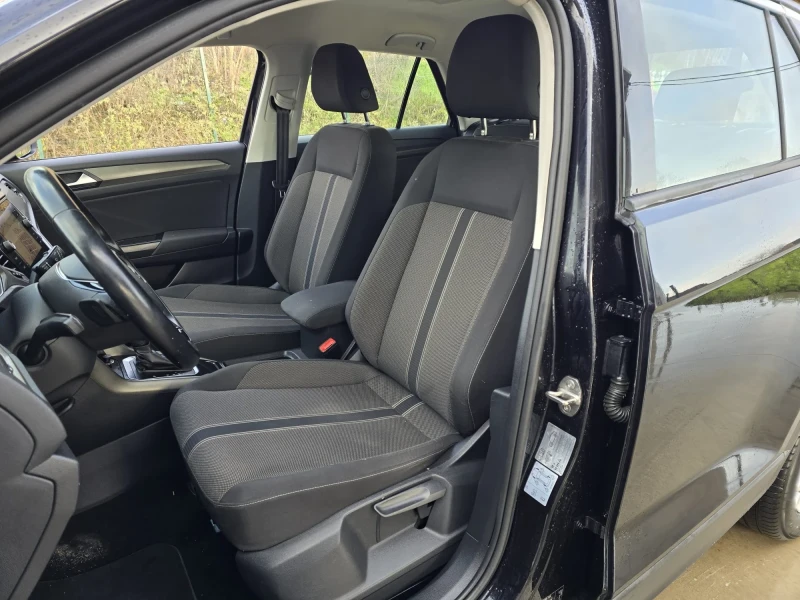 VW T-Roc 2.0TDI - 150к.с. - 138 000КМ!, снимка 10 - Автомобили и джипове - 52664260