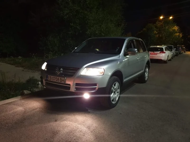 VW Touareg, снимка 3 - Автомобили и джипове - 52699005