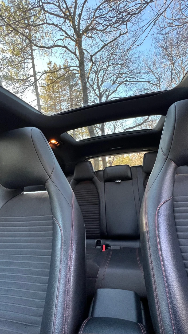 Mercedes-Benz GLA 200 AMG пакет, снимка 12 - Автомобили и джипове - 52888046