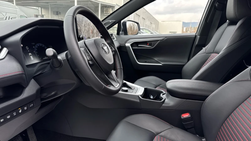 Toyota Rav4 2, 5 PHEV AWD, снимка 16 - Автомобили и джипове - 53118648