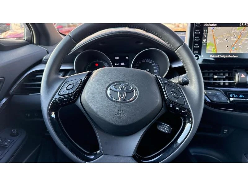 Toyota C-HR, снимка 13 - Автомобили и джипове - 48026394