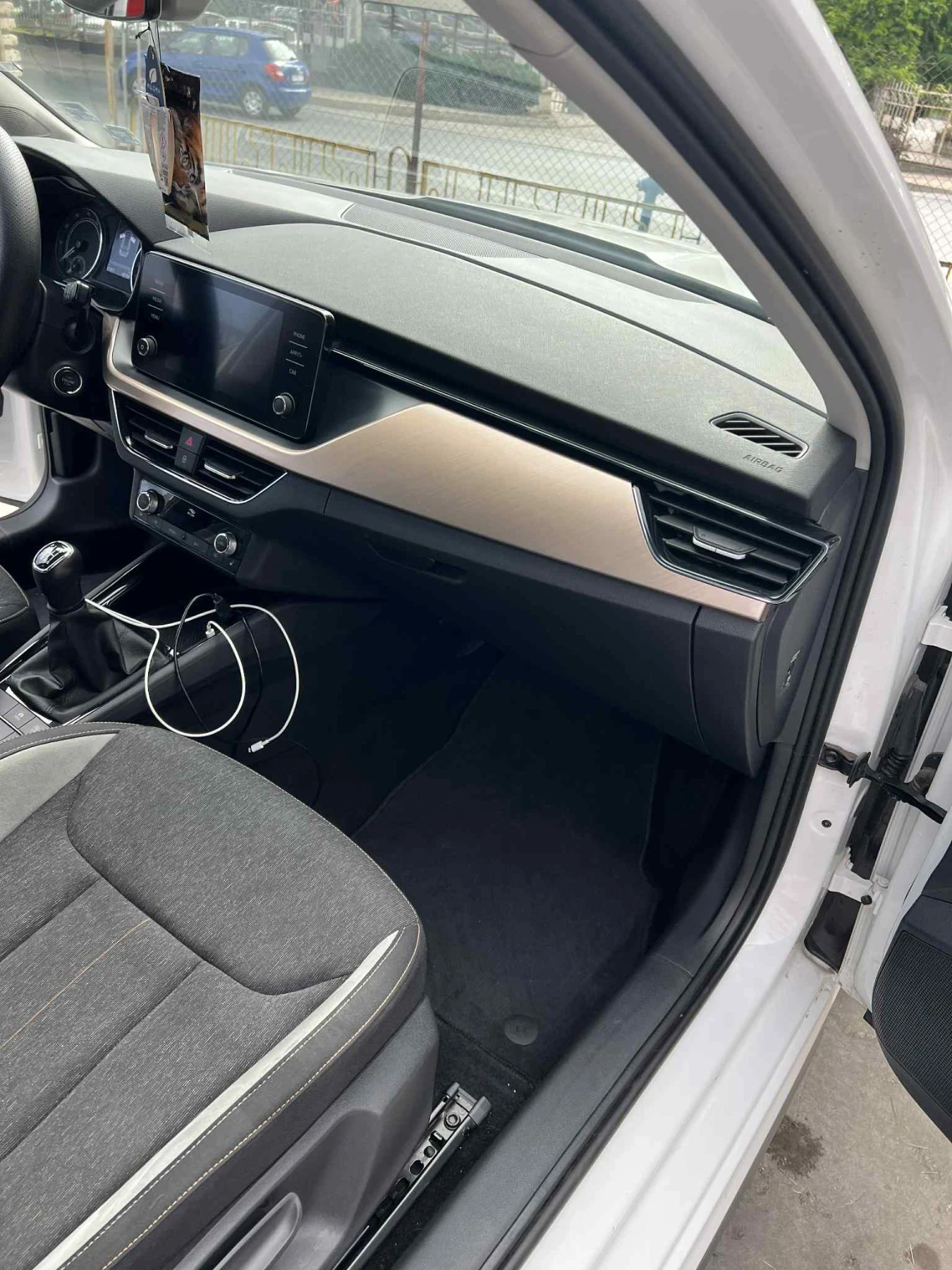 Skoda Kamiq Selection  | Mobile.bg   16