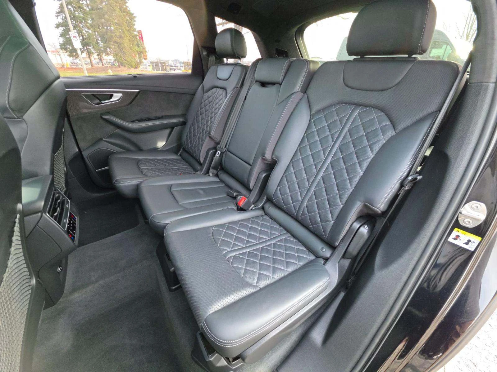 Audi SQ7 4.0T PRESTIGE * 7 * B&O * PANO * AIR SUSPENS | Mobile.bg   11