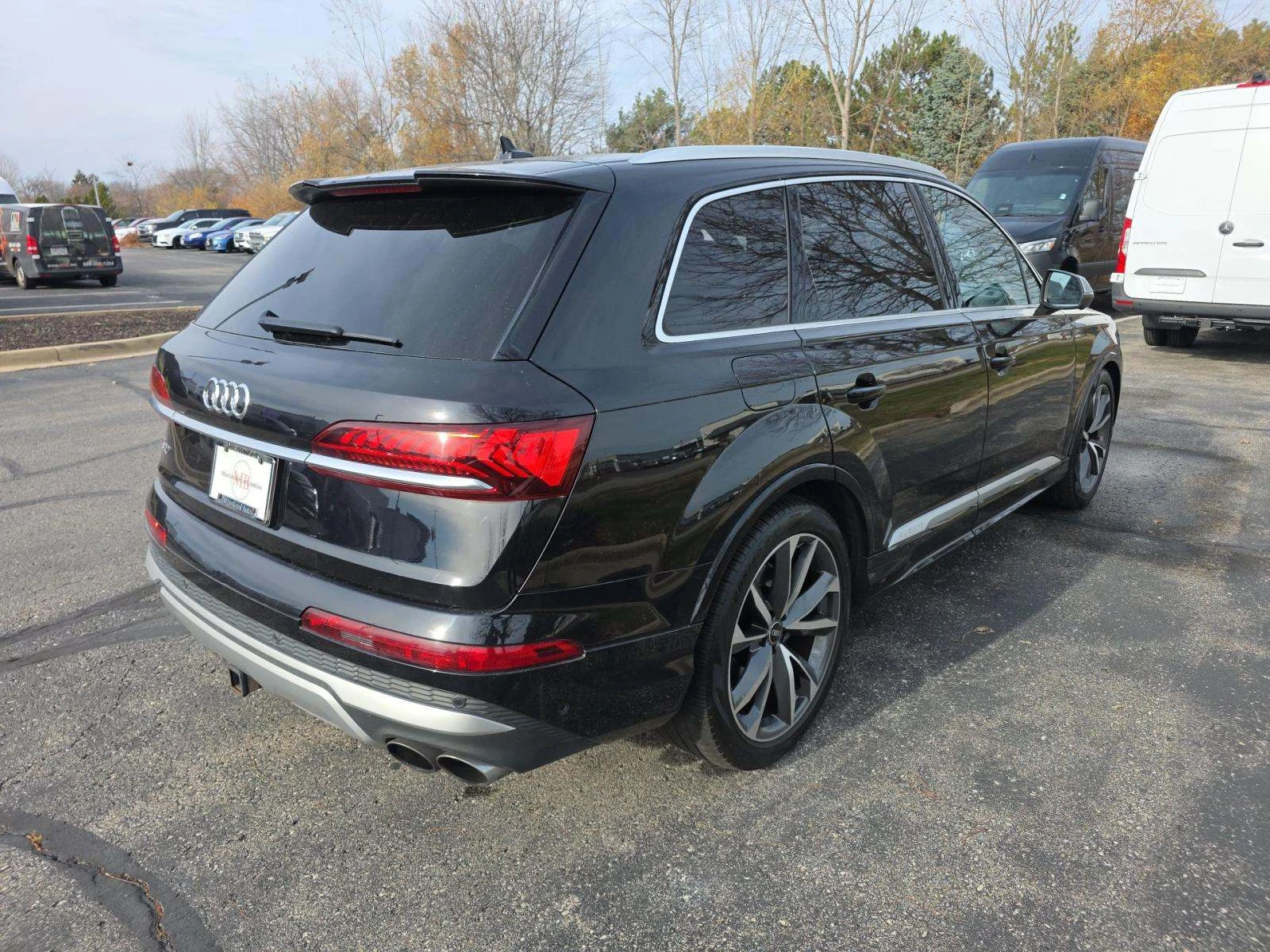 Audi SQ7 4.0T PRESTIGE * 7 * B&O * PANO * AIR SUSPENS | Mobile.bg   3